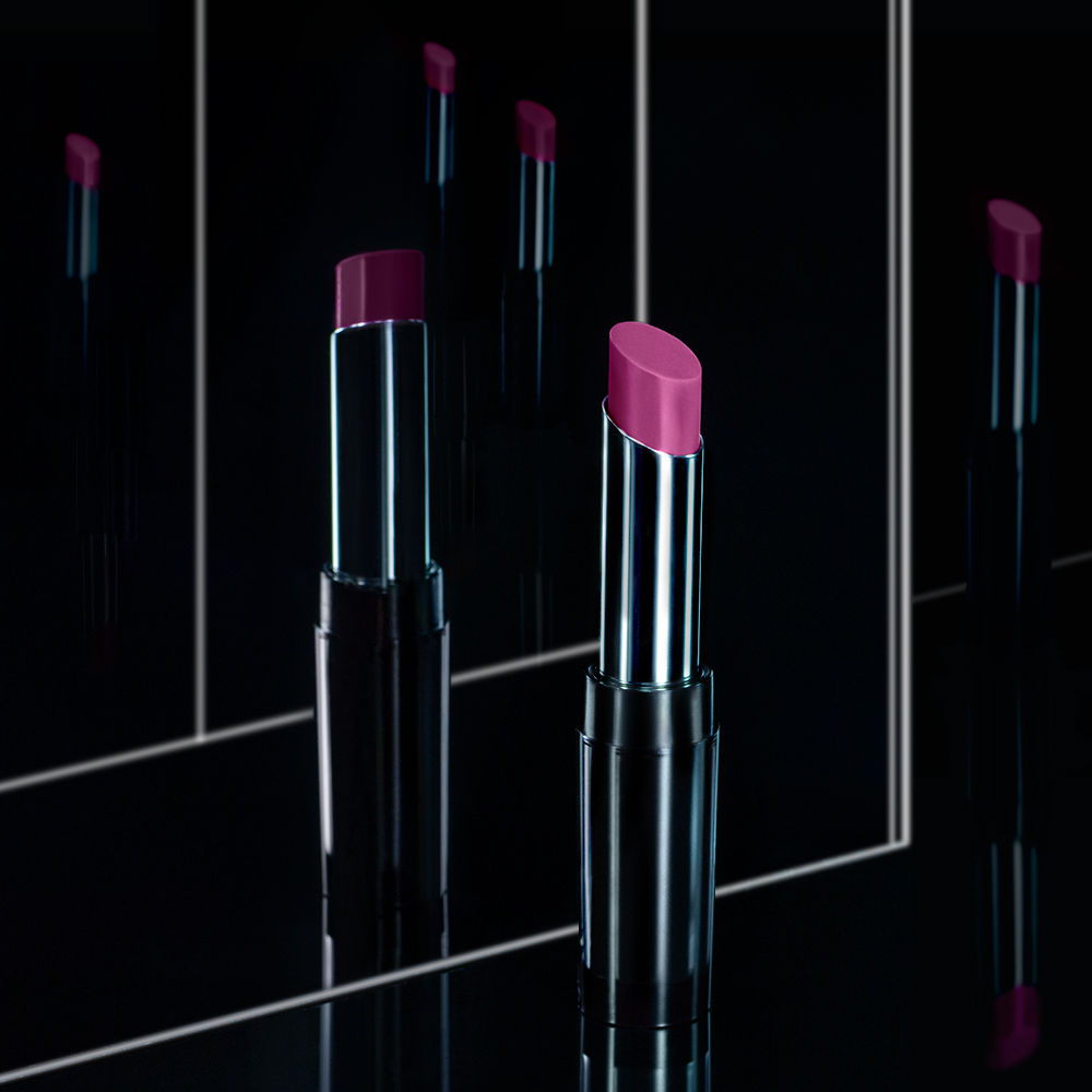 Lakme Unreal 3D Slim Bullet Lipstick, Matte Finish