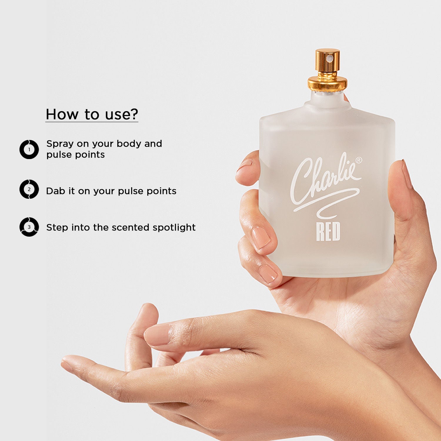 Revlon Charlie Red EAU Fraiche Vaporisateur For Her