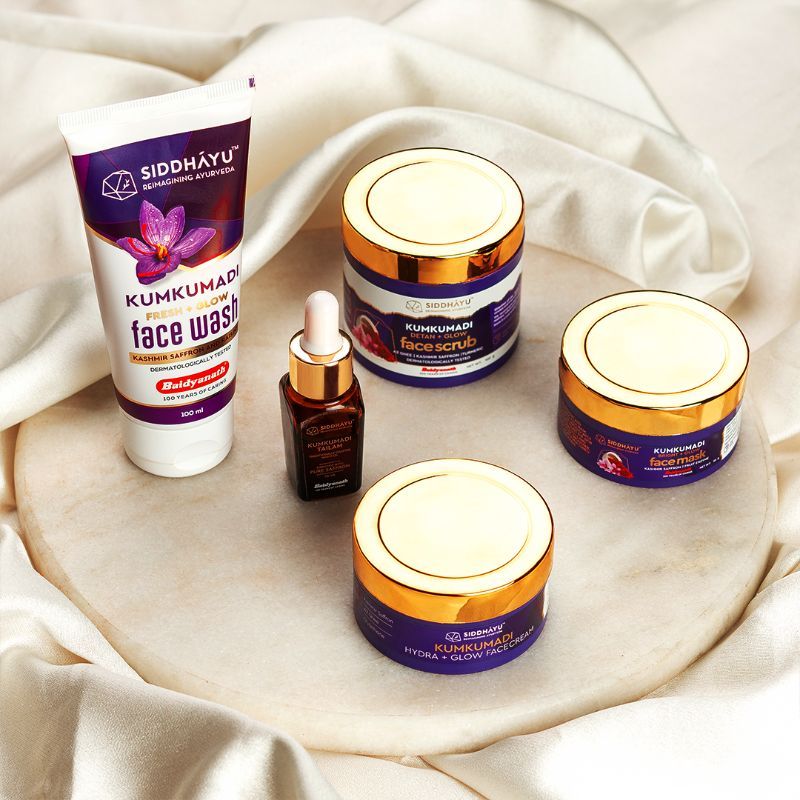 Siddhayu Kumkumadi Bright & Glow Face Mask Reduce Dark Spot