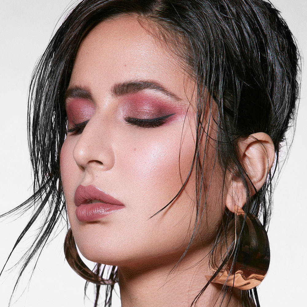 Kay Beauty Multi Texture Eyeshadow Palette