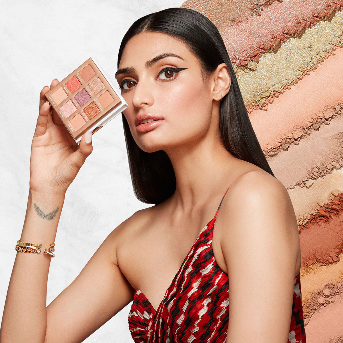 Just Herbs Enriched 9 In 1 Long Lasting Eyeshadow Palette