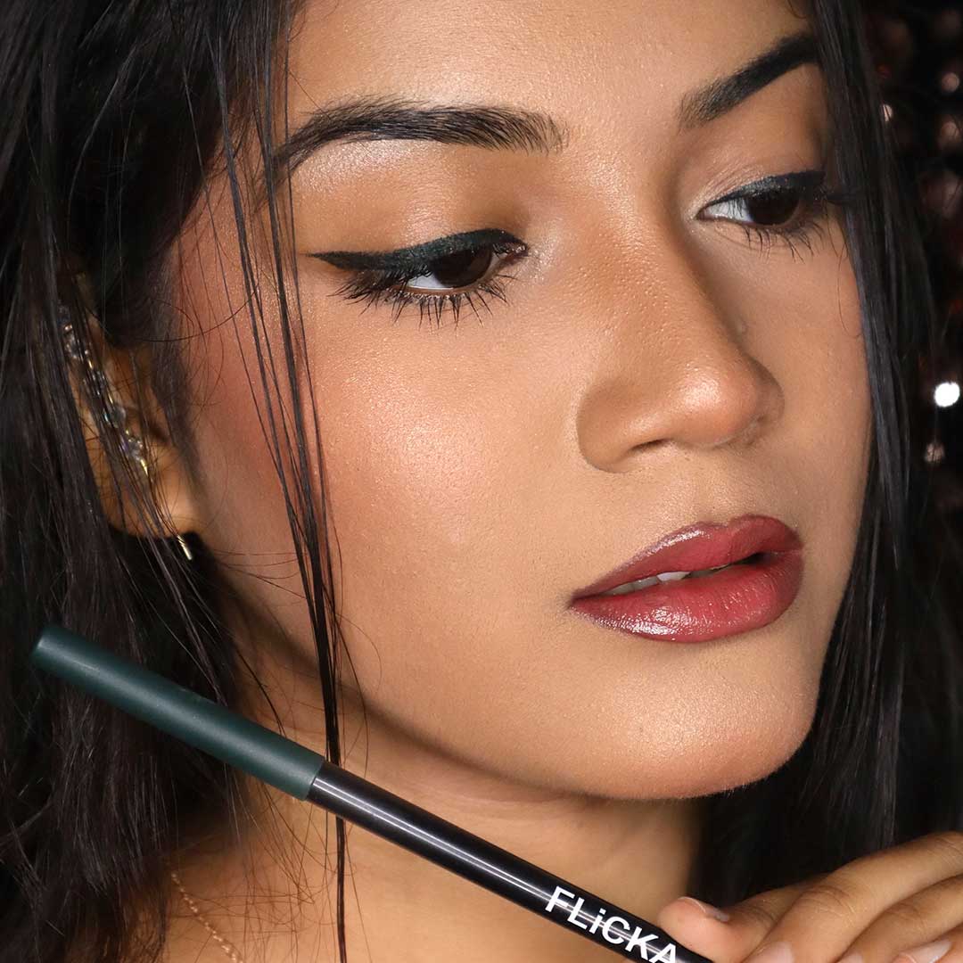 Flicka Wild & Kind Kajal Pen Eyeliner Smudgeproof Waterproof Intense Pigment