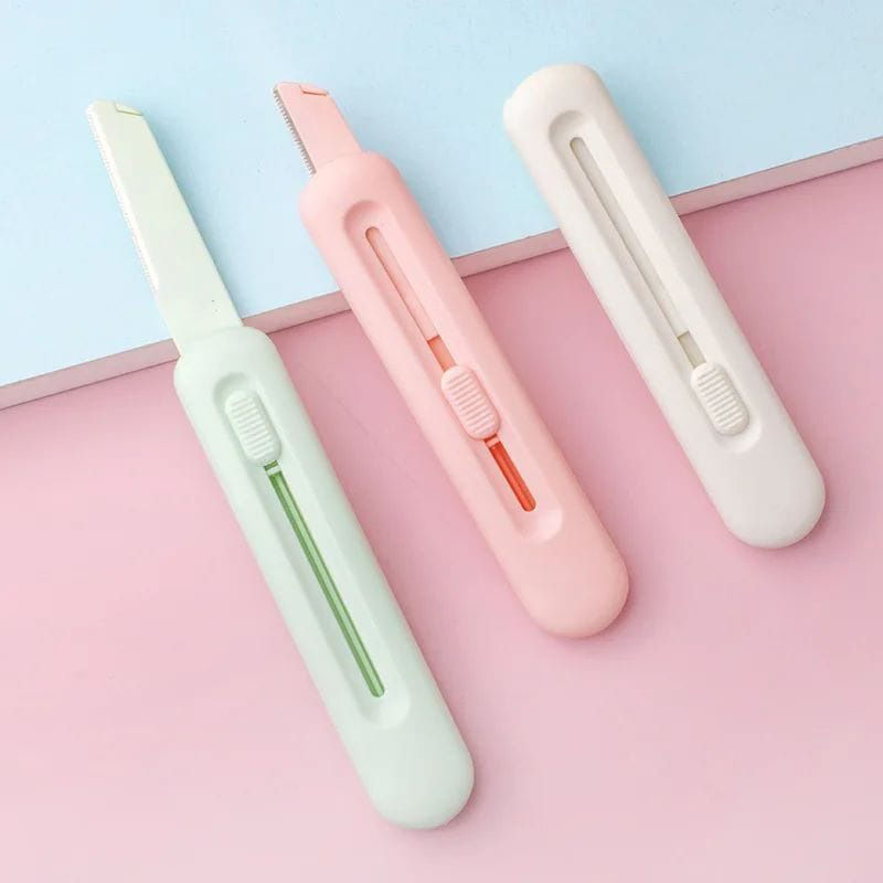 Gorgio Professional GPFBR013 Face & Body Razor (Colour /Shape May Vary)