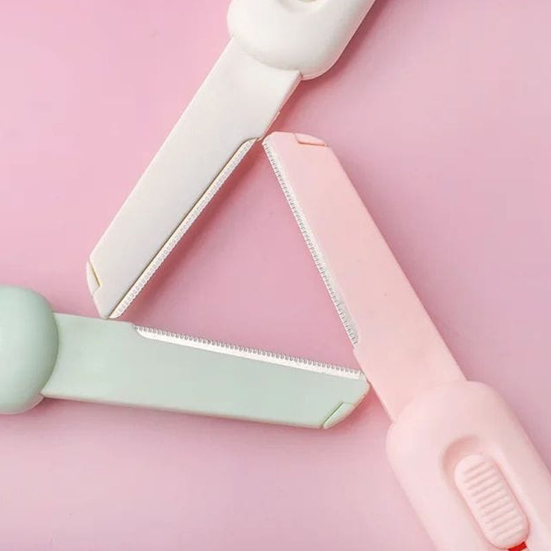 Gorgio Professional GPFBR013 Face & Body Razor (Colour /Shape May Vary)