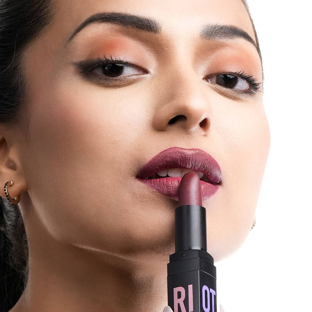 Chambor Matte Riot Lipstick Make up