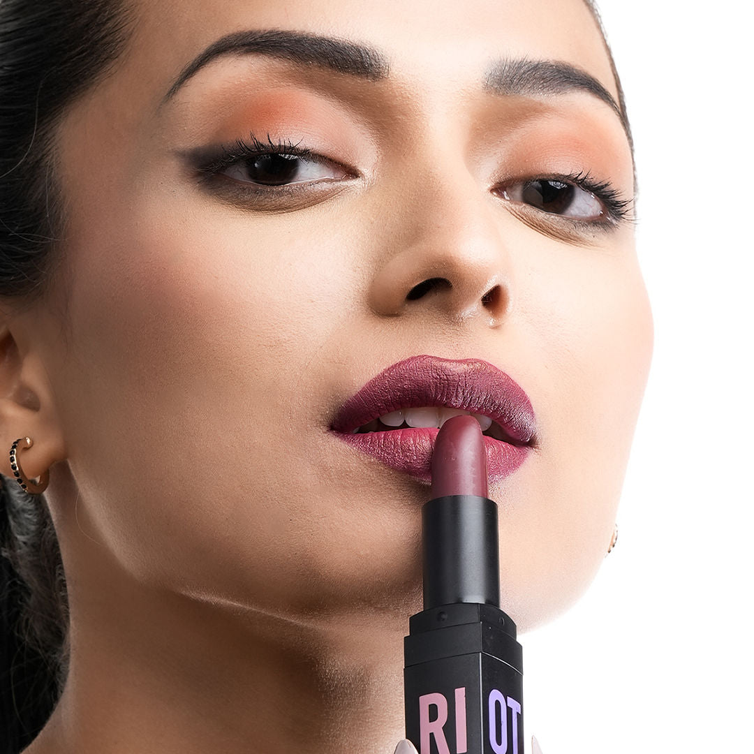 Chambor Matte Riot Lipstick Make up
