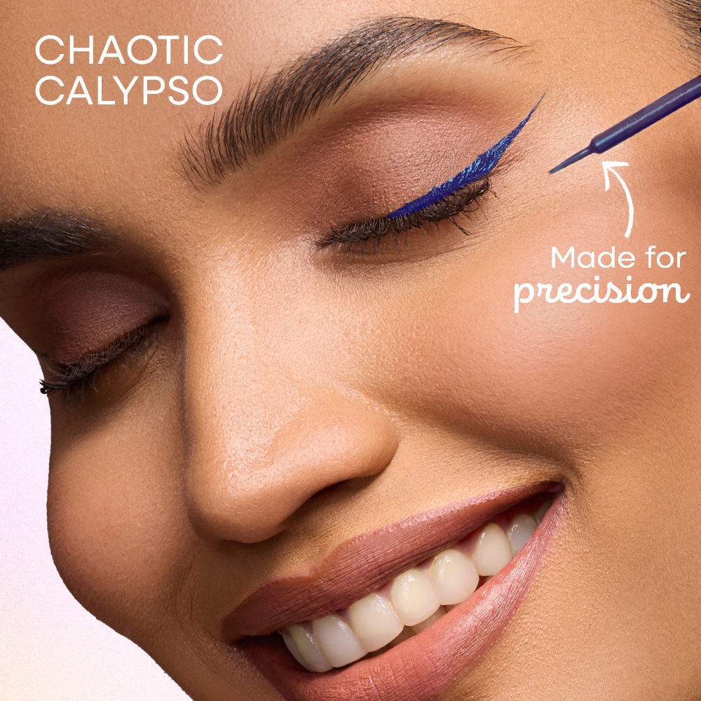 Nykaa Cosmetics GLAMOReyes Coloured Liquid Eyeliner
