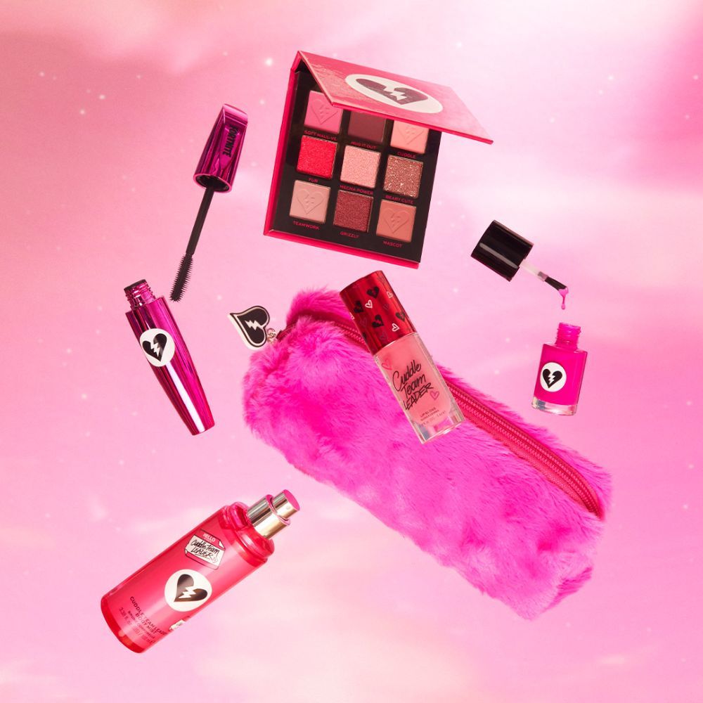 Makeup Revolution X Fortnite Cuddle Team Leader 9 Pan Shadow Palette