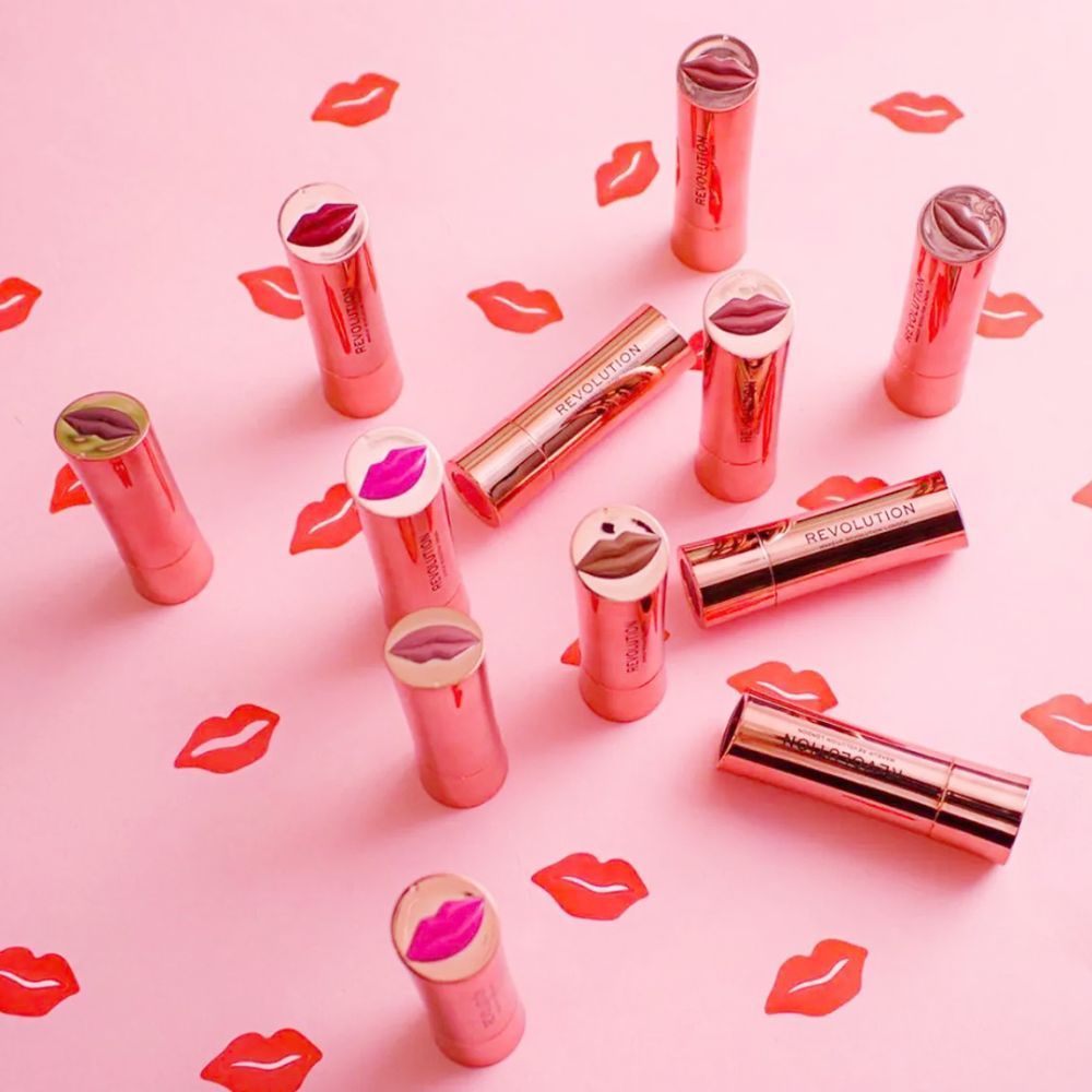 Makeup Revolution Satin Kiss Lipstick