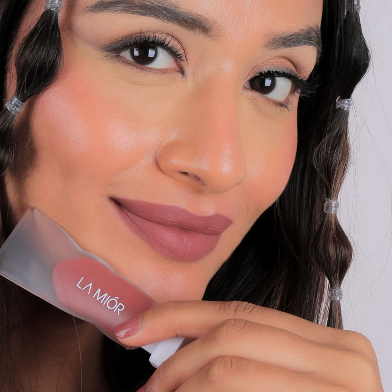 La Mior Can Do It All Velvet Liquid Lipstick