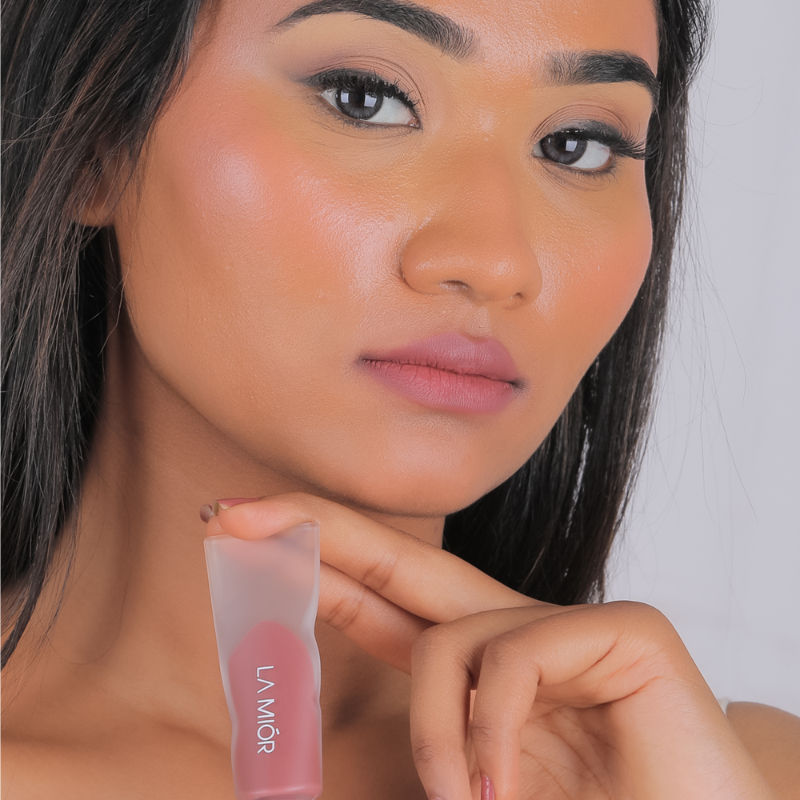 La Mior Can Do It All Velvet Liquid Lipstick
