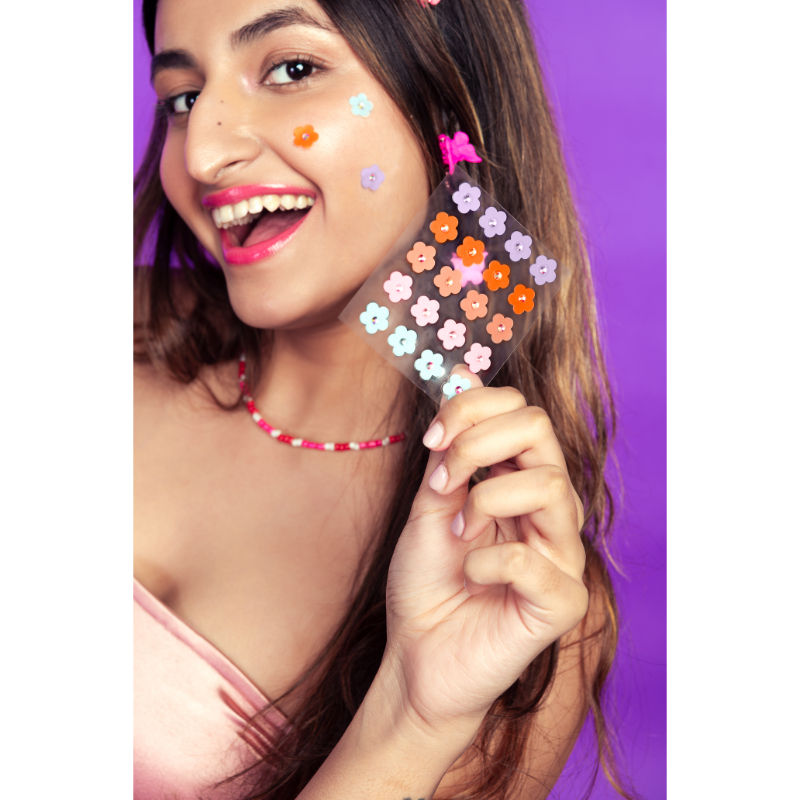 Gush Beauty Dart It Pimple Patches Work in 6-8 Hrs For Acne, Zits And Blemishes - Petal Powder