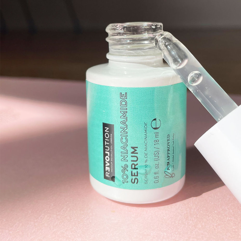 Makeup Revolution Blemish & Pore 10% Niacinamide Serum