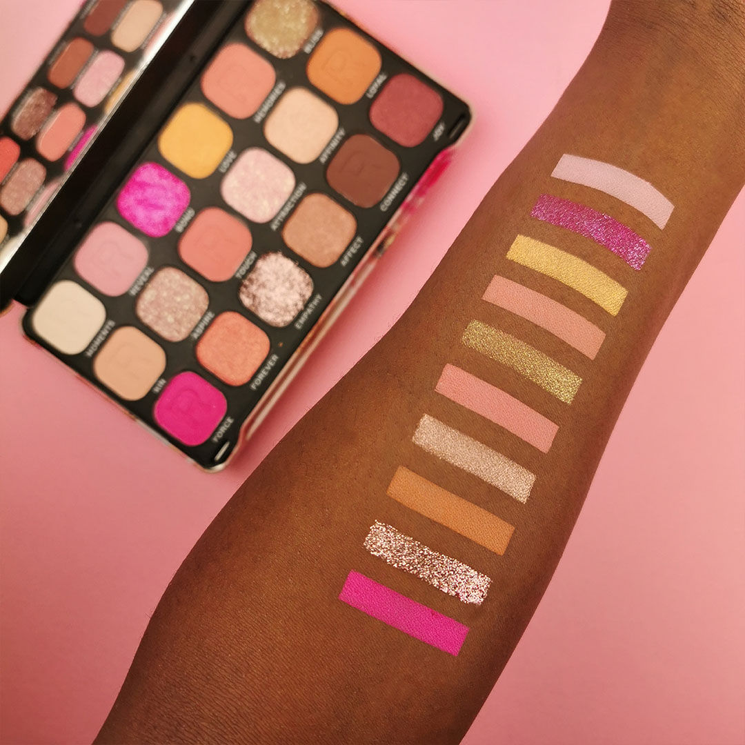 Makeup Revolution Forever Flawless Eyeshadow Palette-18 Smooth & Rich Shade