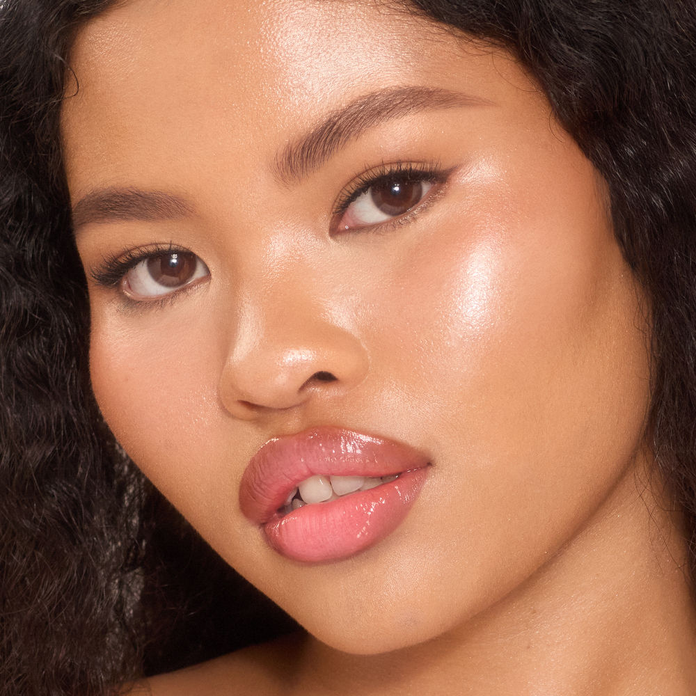 Charlotte Tilbury Unreal Skin Sheer Glow Tint