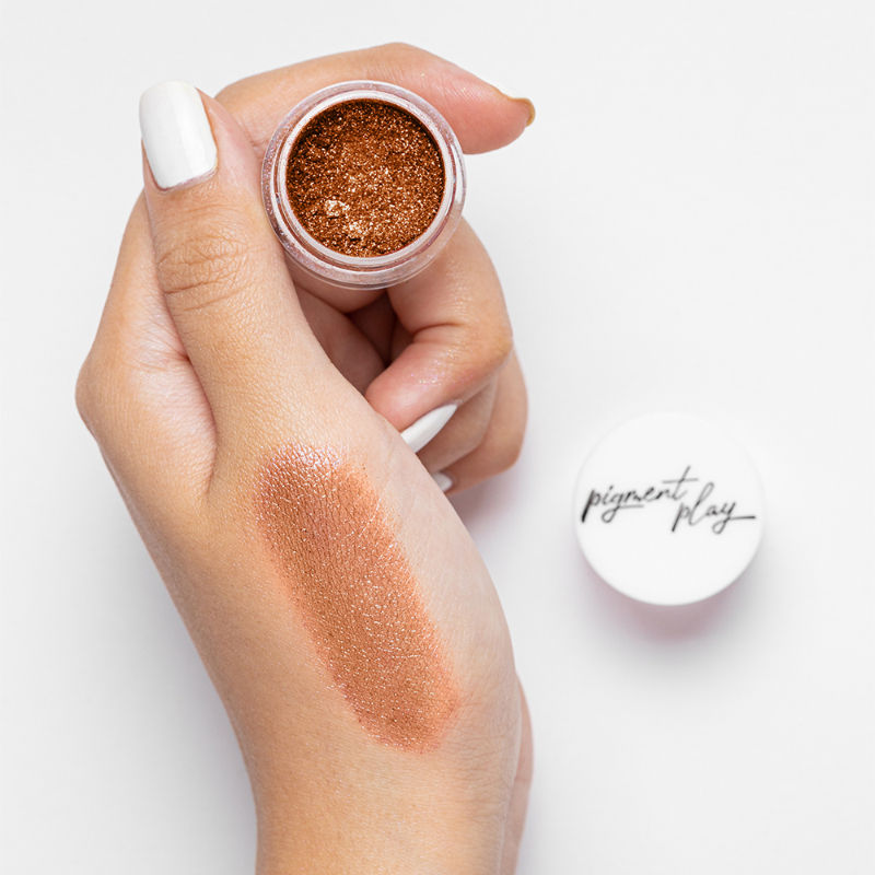 Pigment Play Iridescent Loose Powder