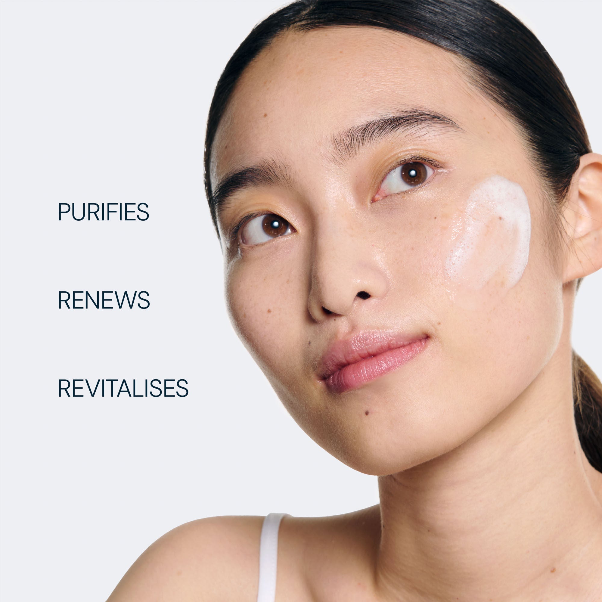 Elemis Dynamic Resurfacing Facial Wash