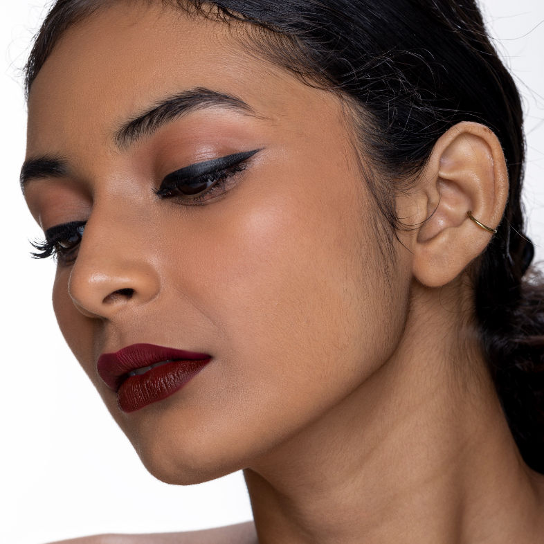 KIRO Waterproof Soft-Matte Eyeliner Pen