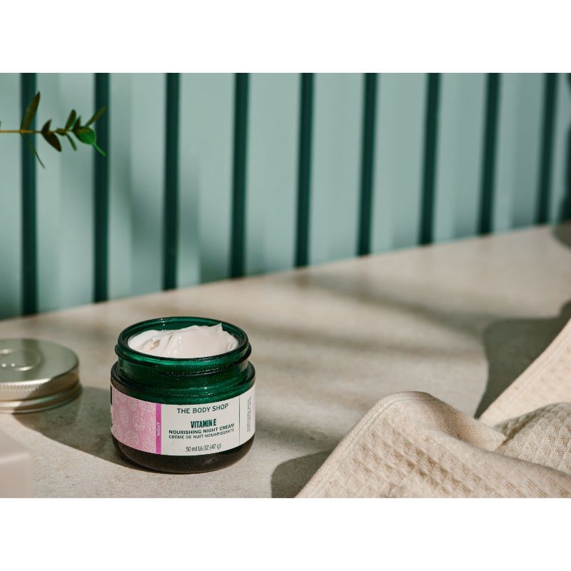 The Body Shop Vitamin E Nourishing Night Cream