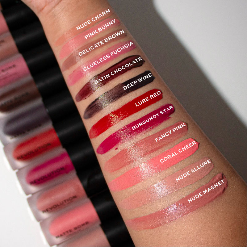 Makeup Revolution Matte Bomb