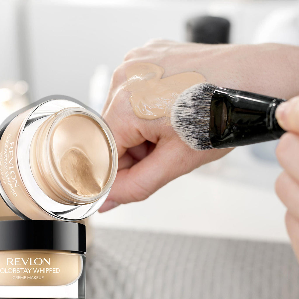 Revlon Colorstay Whipped CrÃ¨me Make Up
