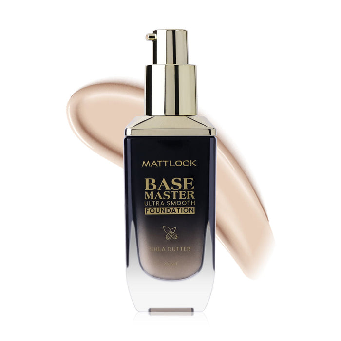 Matt look Base Master Ultra Smooth Foundation