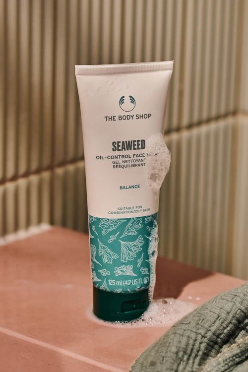 The Body Shop Seaweed Oil Control Gel Face Wash