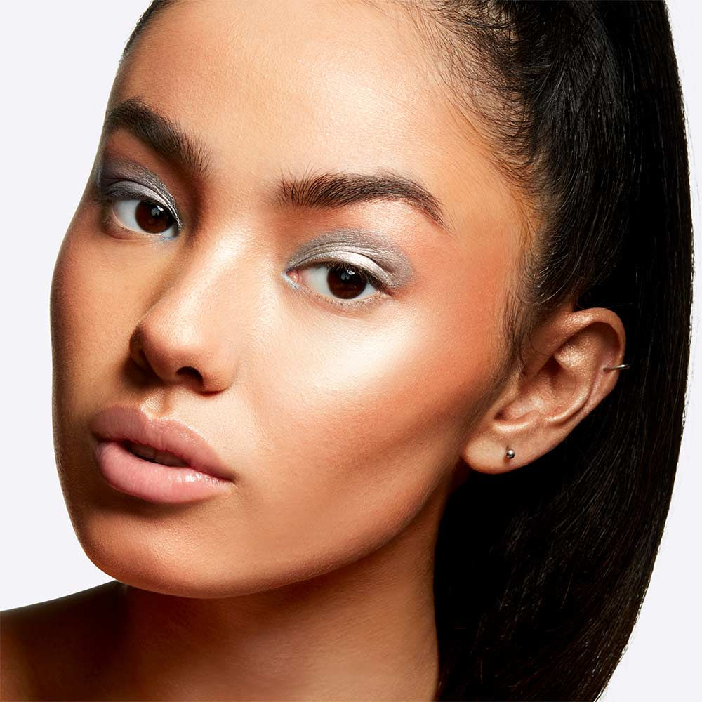 M.A.C Extra Dimension Skinfinish Powder