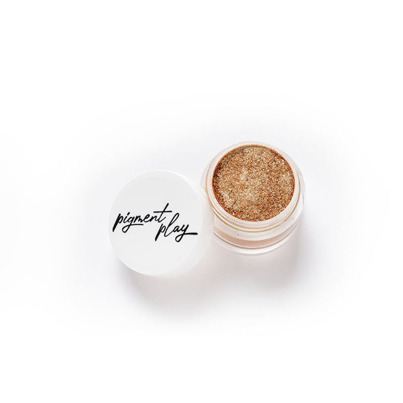 Pigment Play Iridescent Loose Powder