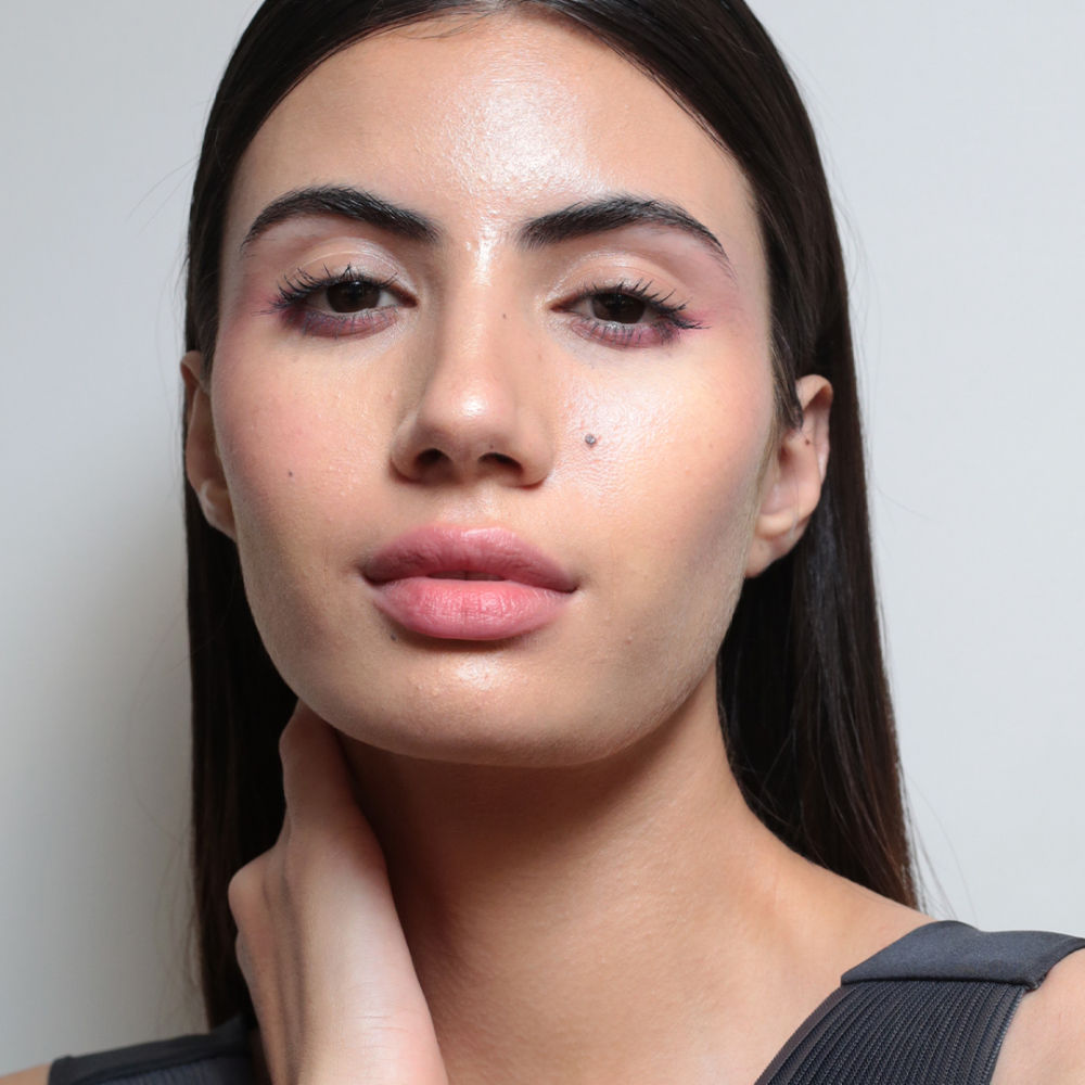 Lotus Make Up Proedit Silk Touch Glow Strobe Creme