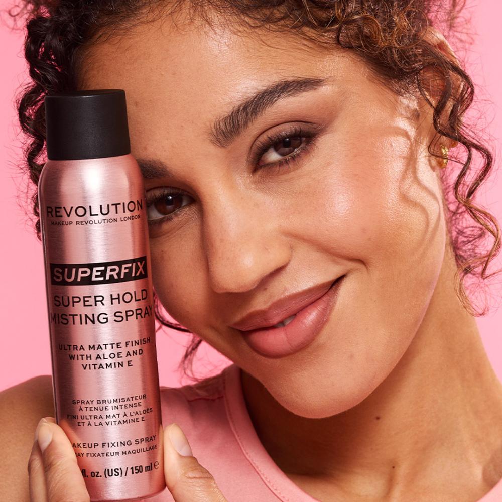 Makeup Revolution Super Fix Misting Spray