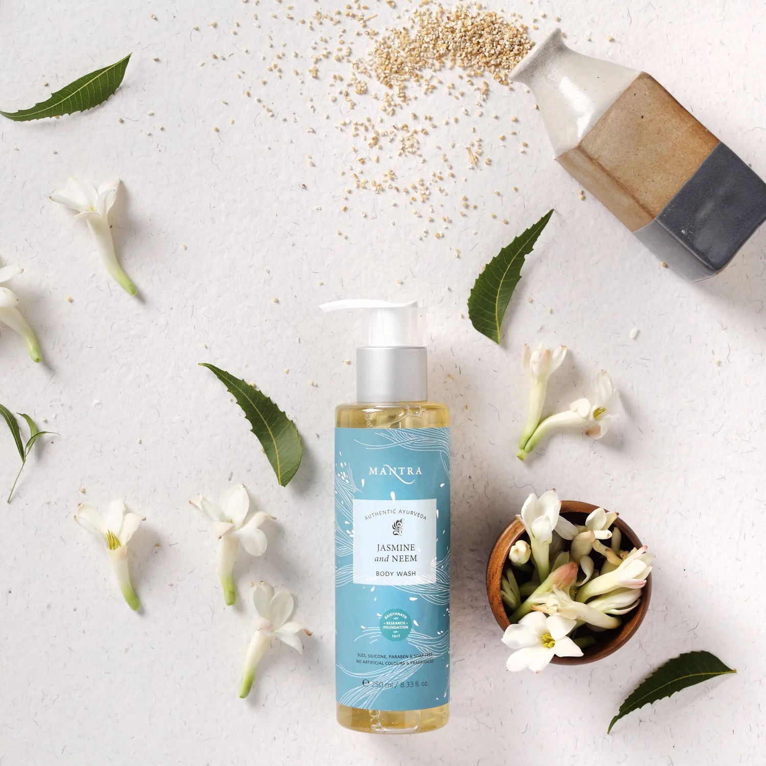 Mantra Herbal Jasmine And Neem Body Wash