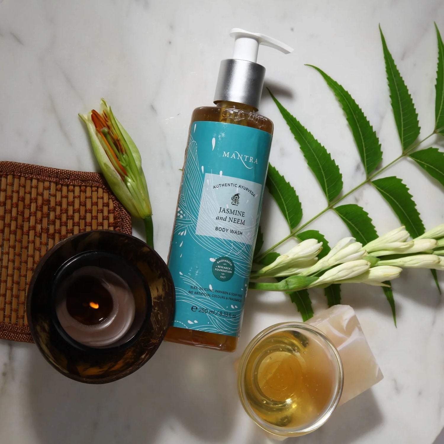 Mantra Herbal Jasmine And Neem Body Wash