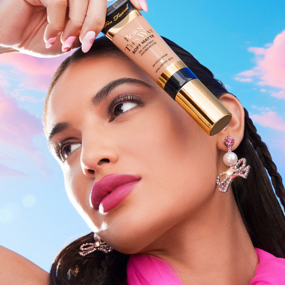Too Faced Born This Way Soft Matte Foundation
