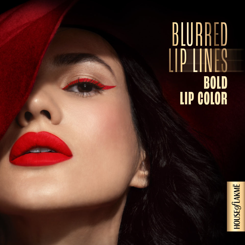 Lakme Absolute Beyond Matte Lipstick