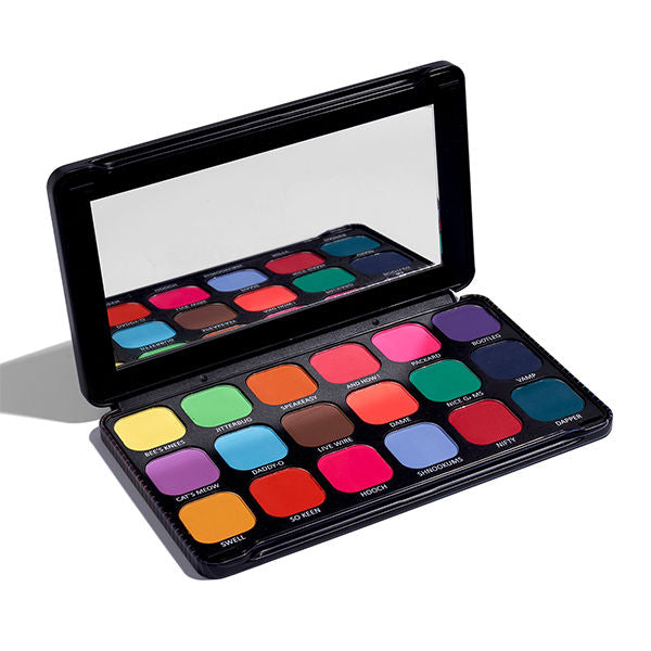 Europe Girl 18 Colour Paint Eyeshadow Palette