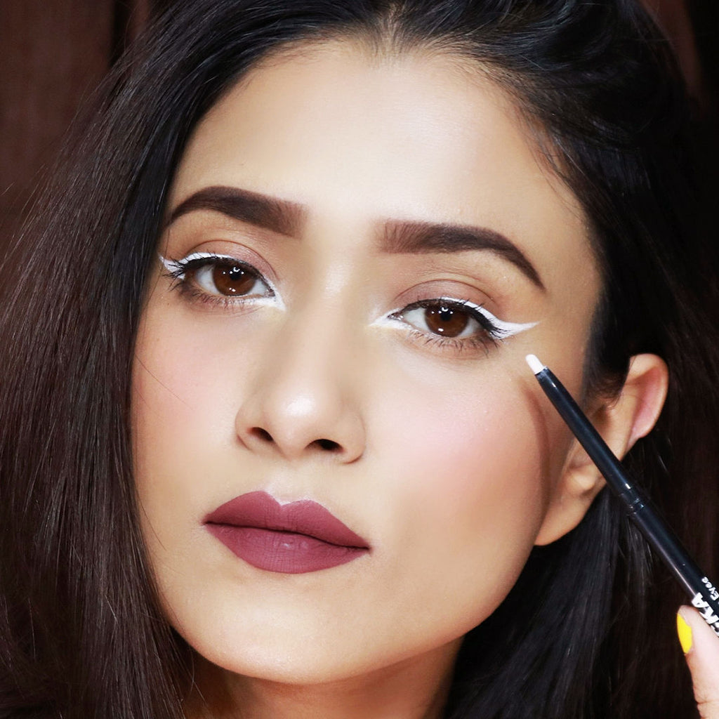 Flicka Breathtaking Eye Kajal Waterproof Smudgeproof Long Lasting Rich Pigment