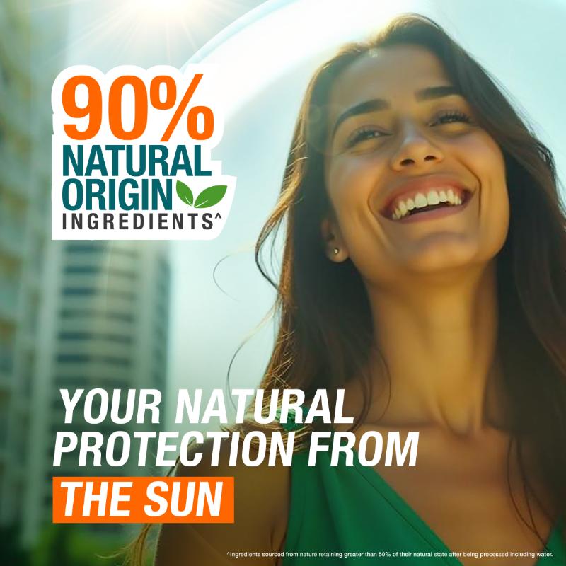 Himalaya Sun Protect+ Ultra Tinted Sunscreen SPF 50 PA++++ Makeup Friendly, Sweat Resistant
