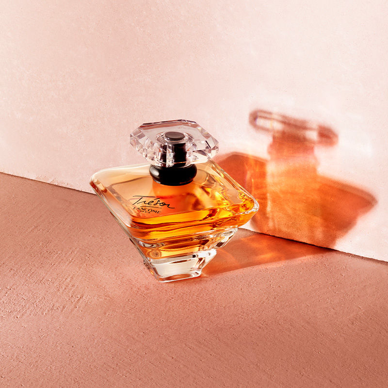 Lancome Tresor Eau De Parfum Luxury Perfume For Her With Bergamot, Jasmine, Vanilla