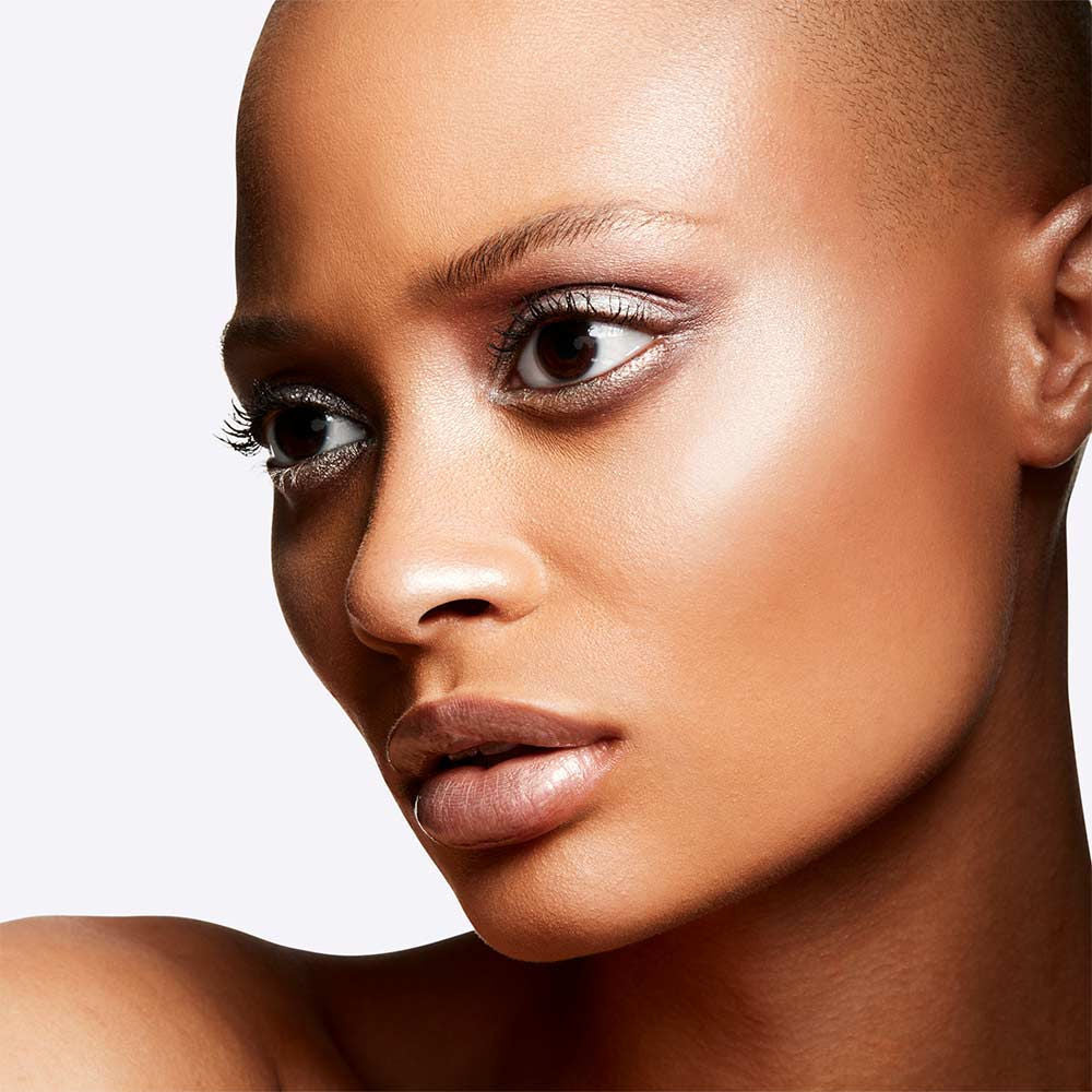 M.A.C Extra Dimension Skinfinish