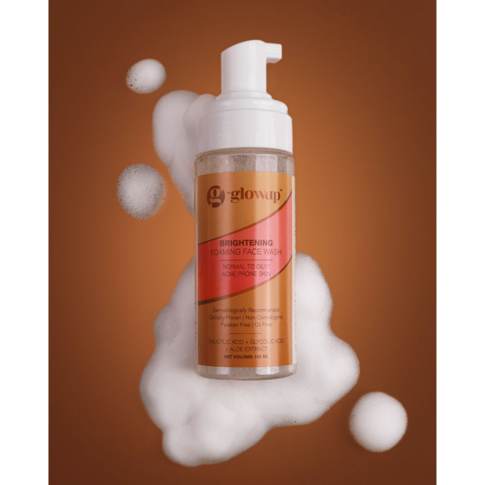 g HK glowup Brightening Foaming Face Wash