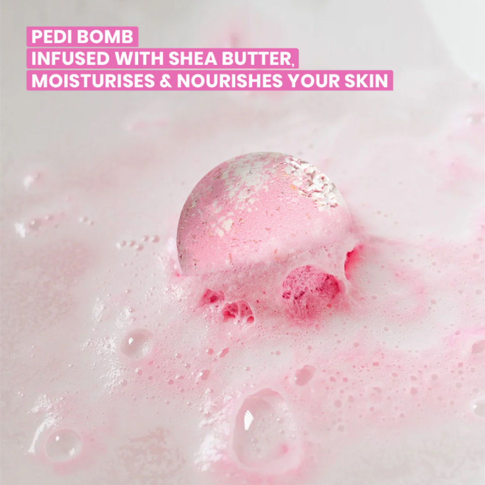 O3+ Pedilogix Scoop Bomb Pedicure With Bath Bomb