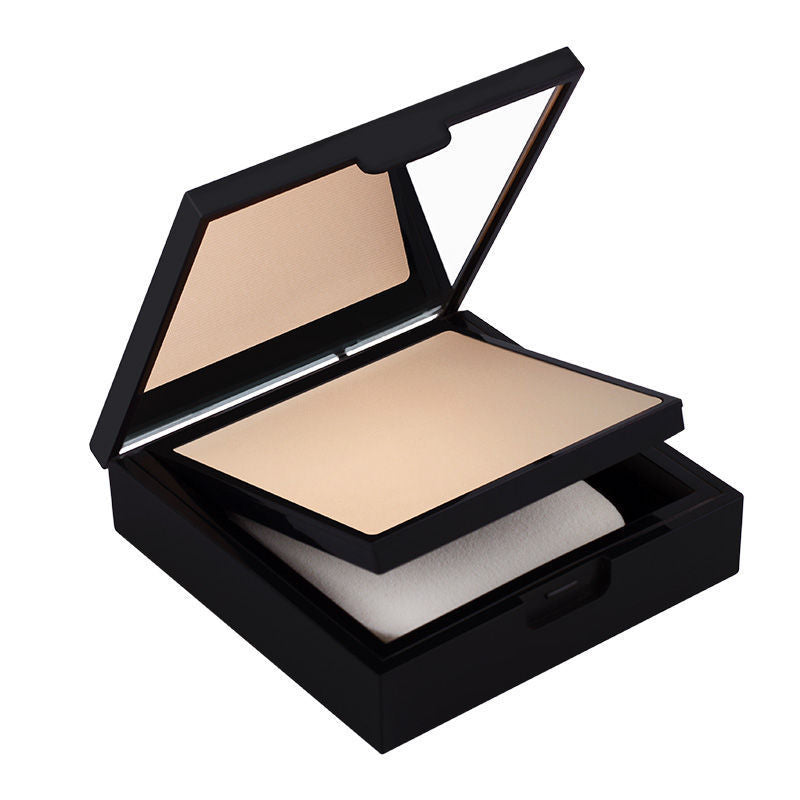 Nykaa Cosmetics SKINgenius Skin Perfecting & Hydrating Matte Powder Compact
