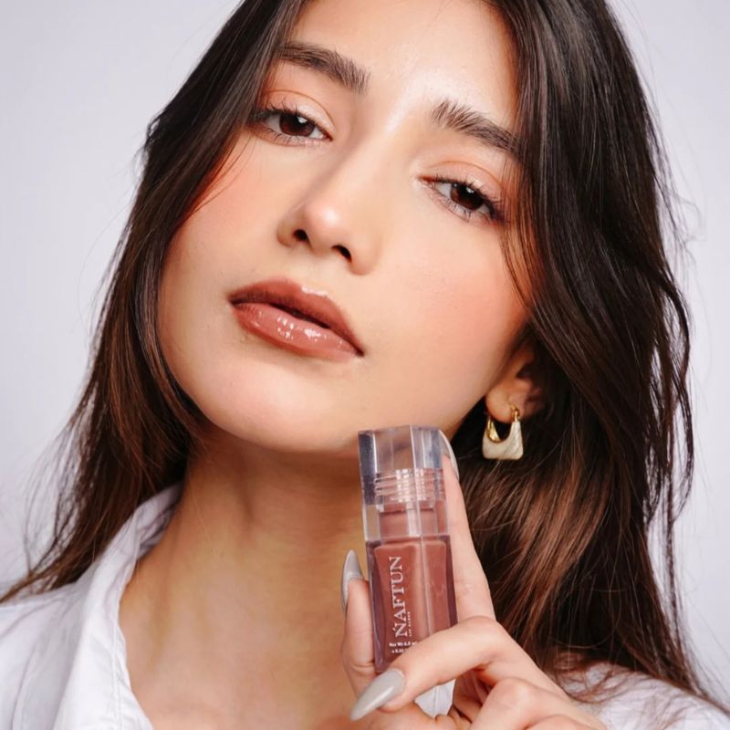 NAFTUN BEAUTY Gloss Glow Lip Gloss