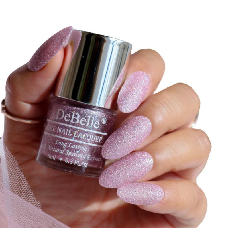 DeBelle Gel Nail Lacquer