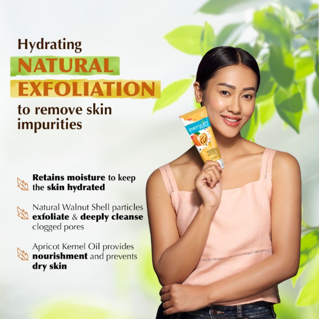 Everyuth Naturals Hydrating & Exfoliating Walnut Apricot Scrub, Gentle Face Scrub