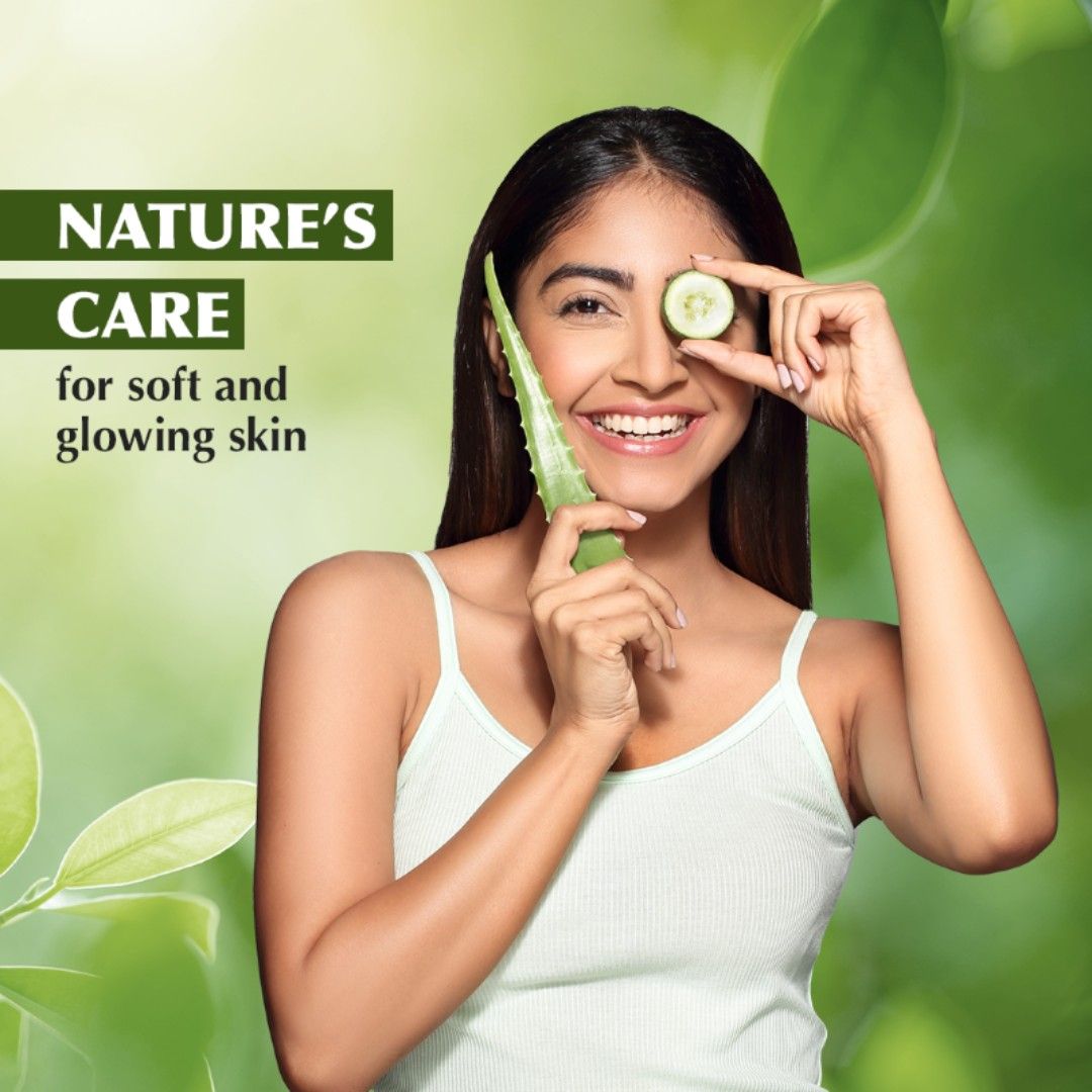 Everyuth Naturals Purifying Neem Face Wash