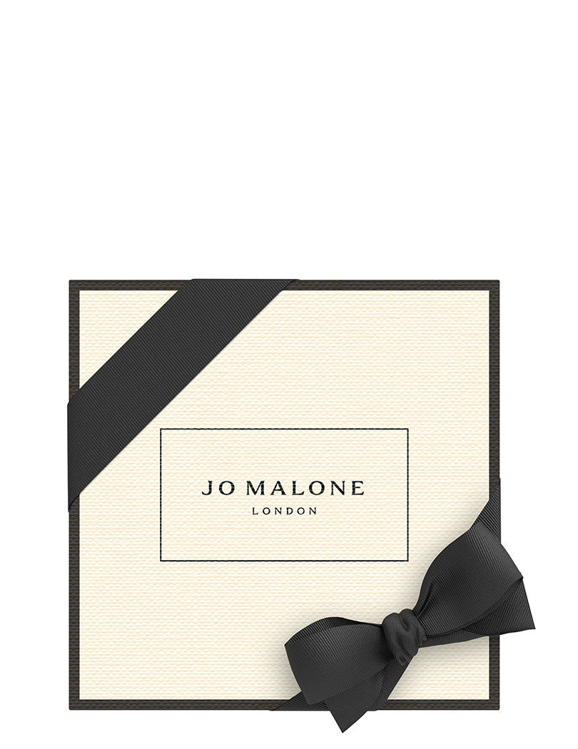 Jo Malone London English Pear & Freesia Classic Candle