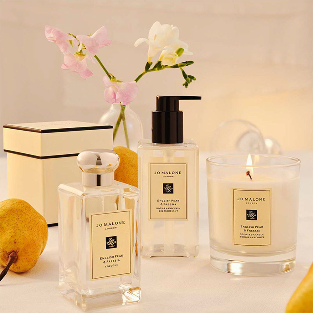 Jo Malone London English Pear & Freesia Classic Candle