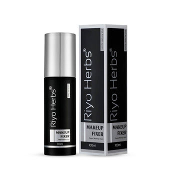 Riyo Herbs Matte Finish Makeup Fixer Moringa Infused Elegance for smug free makeup